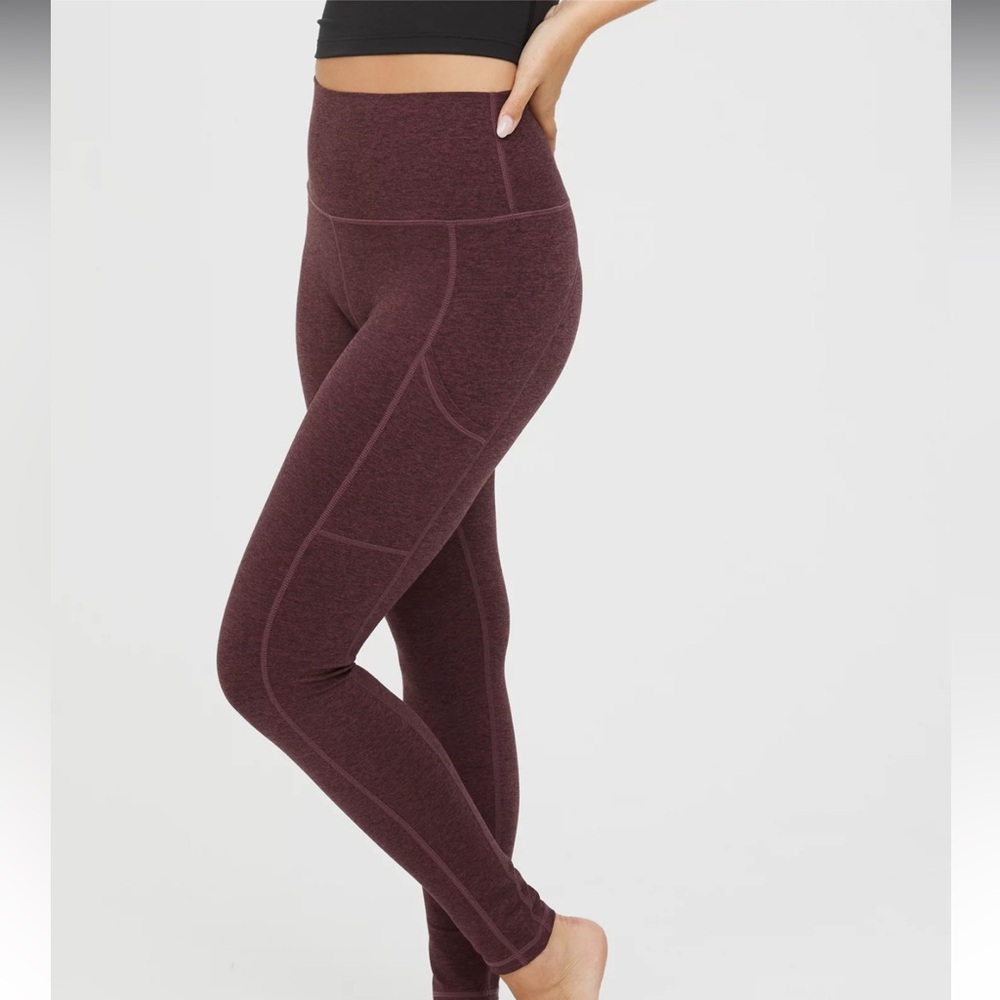 OFFLINE By Aerie The Hugger High Waisted Pocket Legging
